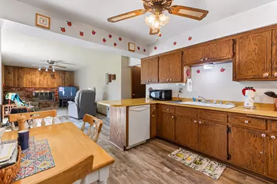 1126  Riverton Dr, Mukwonago, WI 53149 - Photo 9