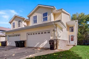 813 Kendall Ln, Lake Geneva, WI 53147 - Photo 1