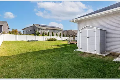 1615  Cherry Ln, Holmen, WI 54636 - Photo 35