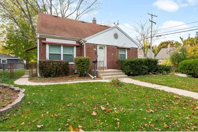 3055 N 81st St, Milwaukee, WI 53222 - Photo 1