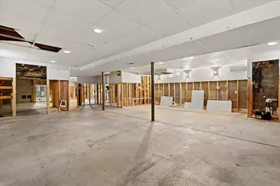 2545 N 128th St, Brookfield, WI 53005 - Photo 39