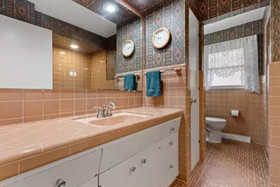 2545 N 128th St, Brookfield, WI 53005 - Photo 31