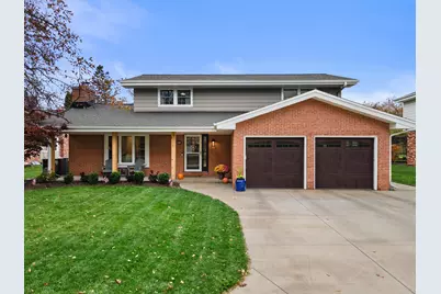 12513 N Jacqueline Ct, Mequon, WI 53092 - Photo 1