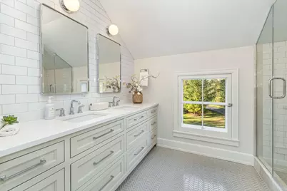 1530 E Standish Pl, Bayside, WI 53217 - Photo 23