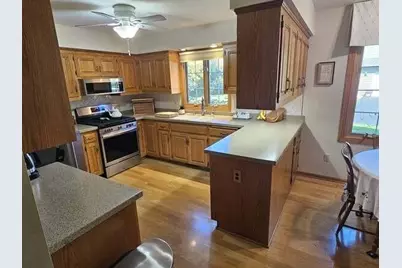4665  Turtle Creek Dr #B, Brookfield, WI 53005 - Photo 13