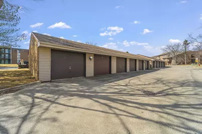 9032 N Park Plaza Ct, Brown Deer, WI 53223 - Photo 13