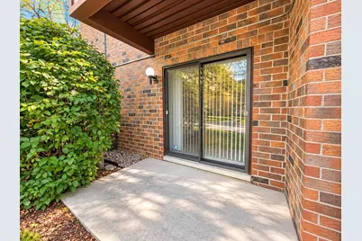 9032 N Park Plaza Ct, Brown Deer, WI 53223 - Photo 11