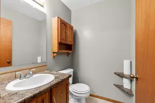 412 Lakeview Rd, South Milwaukee, WI 53172 - Photo 17
