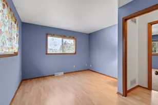 412 Lakeview Rd, South Milwaukee, WI 53172 - Photo 23