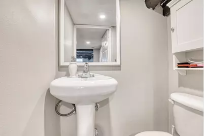 1560 S 73rd St, West Allis, WI 53214 - Photo 19