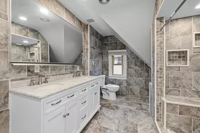 1560 S 73rd St, West Allis, WI 53214 - Photo 15