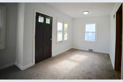 5019 N 24th St, Milwaukee, WI 53209 - Photo 5