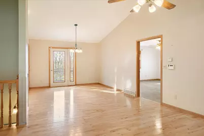 543 W Maple St, Viroqua, WI 54665 - Photo 7