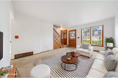 4134 W Cherrywood Ln #4134, Brown Deer, WI 53209 - Photo 3