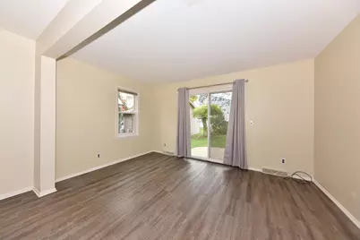 725  Mac Arthur Dr, Beaver Dam, WI 53916 - Photo 5