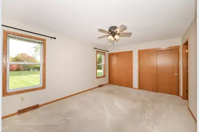 1419  Whispering Pines Dr, Delavan, WI 53115 - Photo 17