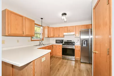 1419  Whispering Pines Dr, Delavan, WI 53115 - Photo 11