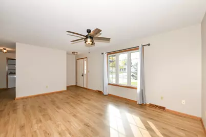 1419  Whispering Pines Dr, Delavan, WI 53115 - Photo 5
