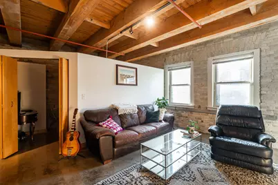 904 E Pearson St #102, Milwaukee, WI 53202 - Photo 5