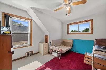2871 S 85th St, West Allis, WI 53227 - Photo 13