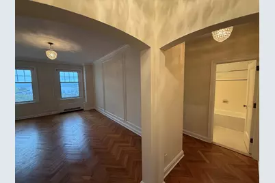 925 E Wells St #525, Milwaukee, WI 53202 - Photo 3