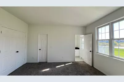 N56W18034  Evergreen Ln, Menomonee Falls, WI 53051 - Photo 23