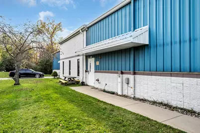 9735 S 20th St, Oak Creek, WI 53154 - Photo 35
