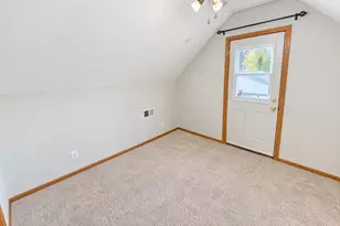 4319 S Lenox St, Milwaukee, WI 53207 - Photo 23