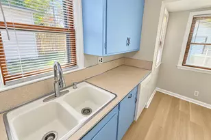 4319 S Lenox St, Milwaukee, WI 53207 - Photo 9