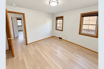 4319 S Lenox St, Milwaukee, WI 53207 - Photo 17