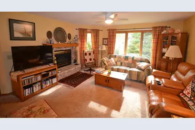 250  Indian Mound Pkwy #9, Whitewater, WI 53190 - Photo 11