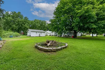 135  Prairie St, Sharon, WI 53585 - Photo 17