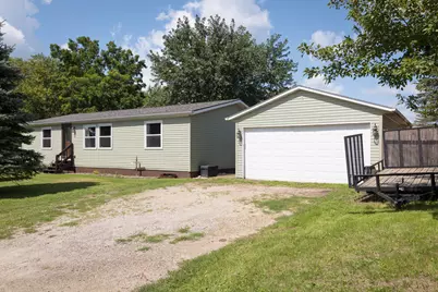 302  Pearl St, Reeseville, WI 53579 - Photo 1