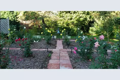 11145 N Riverland Ct, Mequon, WI 53092 - Photo 31