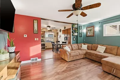 6436 W Ohio Ave, Milwaukee, WI 53219 - Photo 5