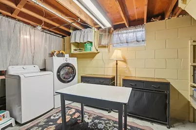 6436 W Ohio Ave, Milwaukee, WI 53219 - Photo 23