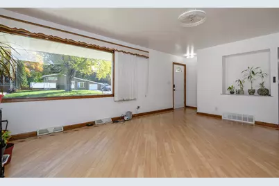 7823 N 53rd St, Milwaukee, WI 53223 - Photo 13