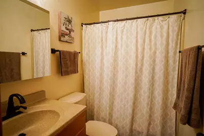 1305  Meadow Ln, Onalaska, WI 54650 - Photo 11