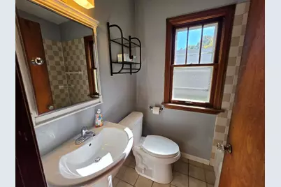 13513 W Greenfield Ave, New Berlin, WI 53151 - Photo 15
