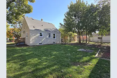 4577 N 42nd St, Milwaukee, WI 53209 - Photo 33