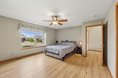 513  Parkview Dr, Johnson Creek, WI 53038 - Photo 11