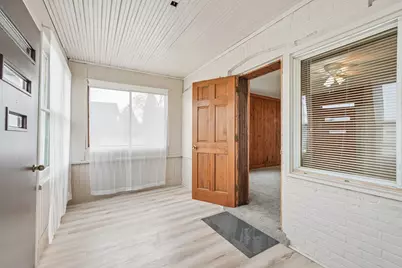 W208N16749  S. Center St, Jackson, WI 53037 - Photo 3