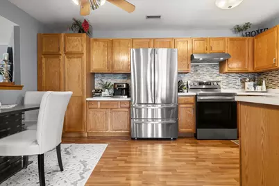 6976 S Rolling Meadows Ct, Oak Creek, WI 53154 - Photo 3