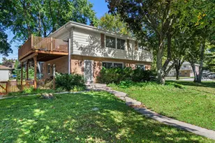 11610 W Elmhurst Pkwy, Wauwatosa, WI 53226 - Photo 1