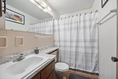 1314 N 116th St, Wauwatosa, WI 53226 - Photo 13