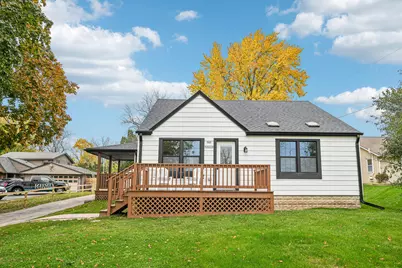 N20W28318  Oakton Rd, Delafield, WI 53072 - Photo 3