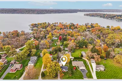 N20W28318  Oakton Rd, Delafield, WI 53072 - Photo 1