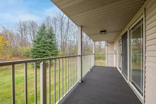 987 Spring Ct, Newburg, WI 53095 - Photo 17