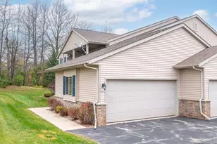 987 Spring Ct, Newburg, WI 53095 - Photo 19