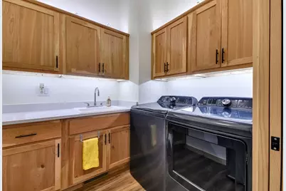 211  Edenview Ln, Eden, WI 53019 - Photo 11